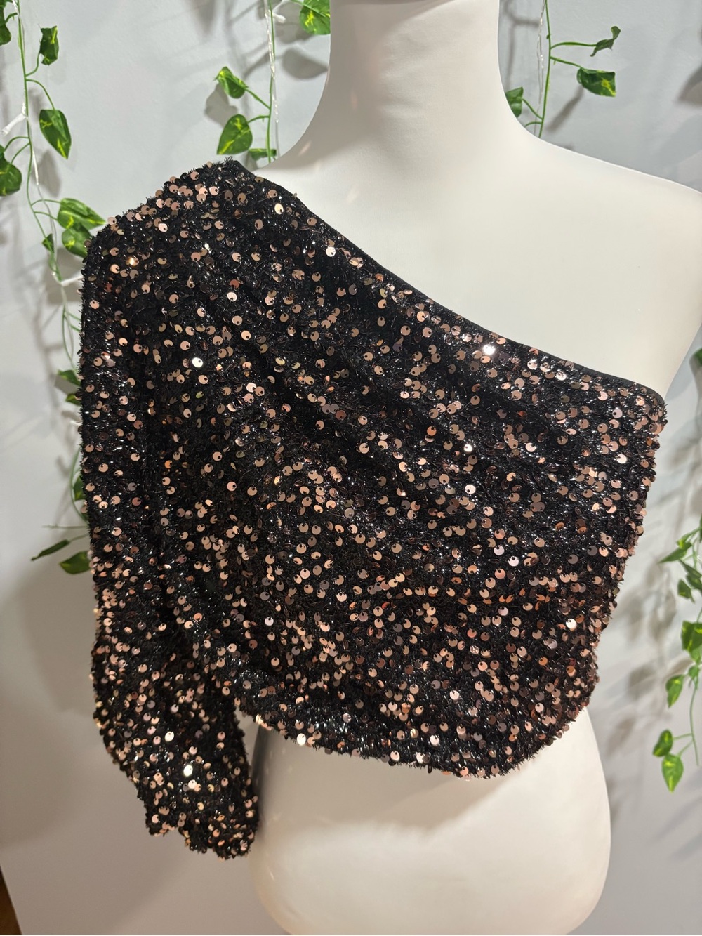 One-Shoulder Black Sequin Crop Top
